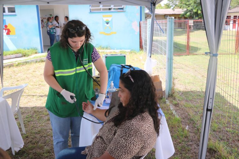 PS - Atendimento à comunidade, com serviços e orientação em saúde
